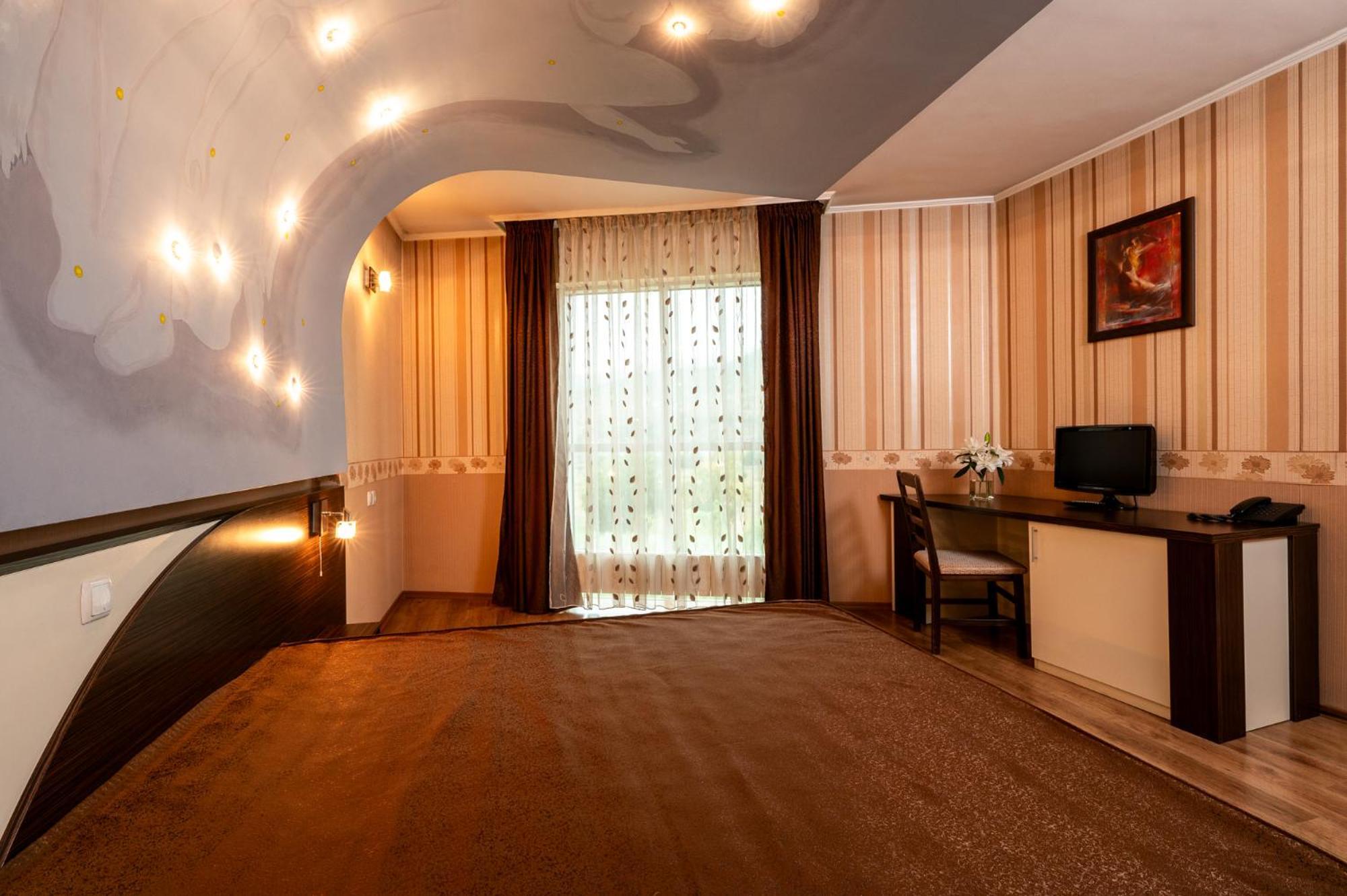 Spa Hotel Holiday Velingrado Exterior foto