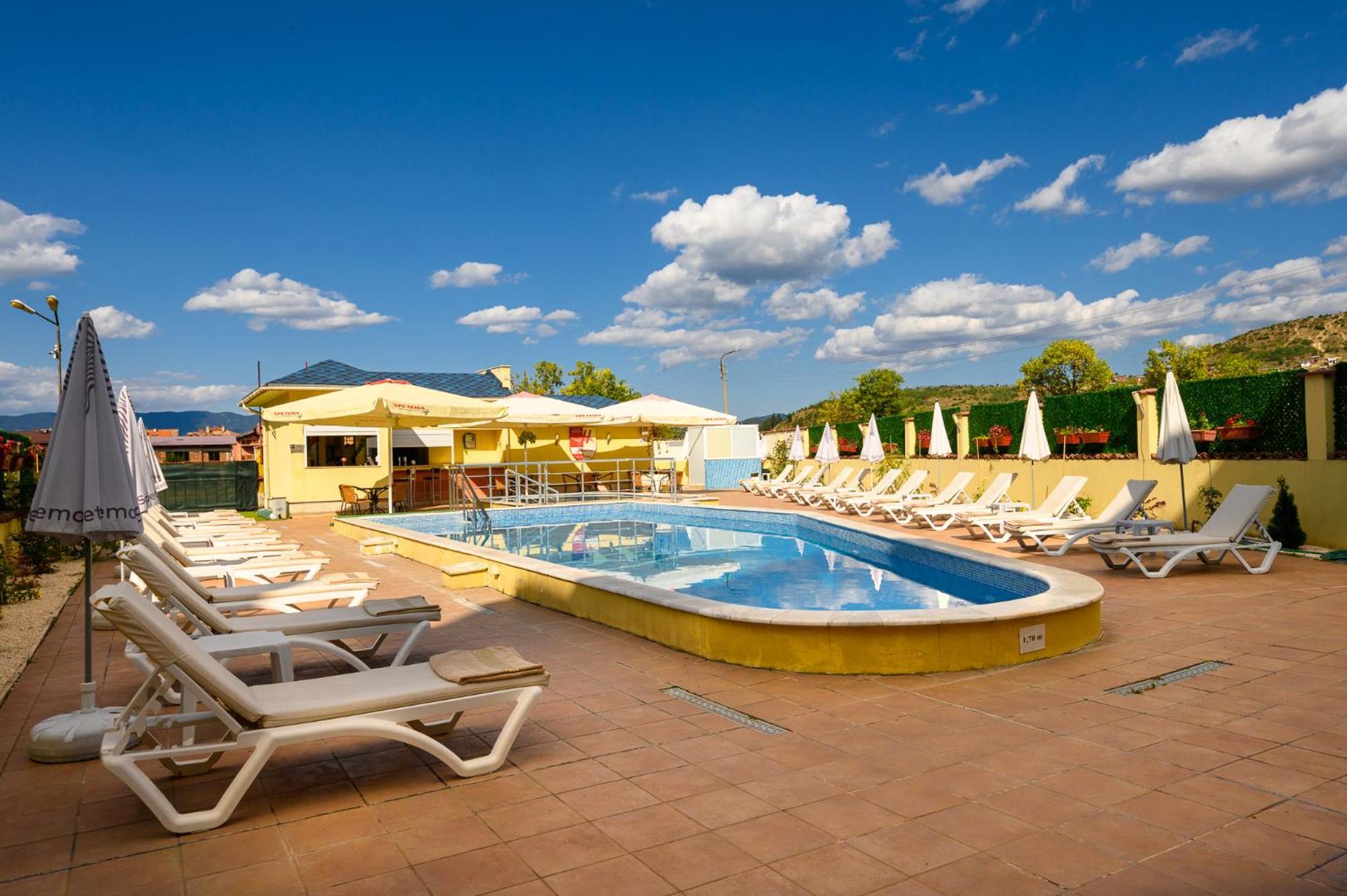 Spa Hotel Holiday Velingrado Exterior foto