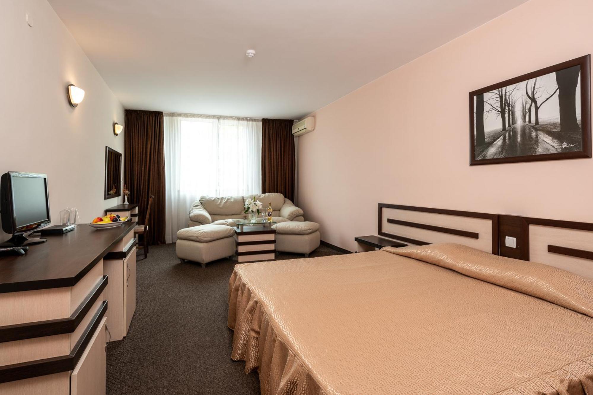 Spa Hotel Holiday Velingrado Exterior foto
