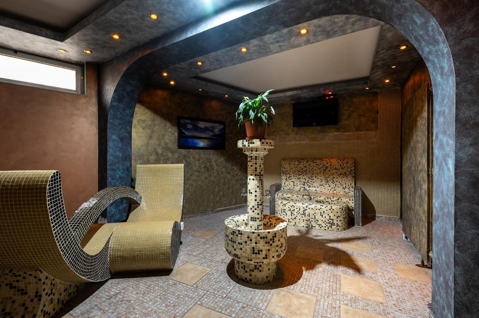 Spa Hotel Holiday Velingrado Exterior foto