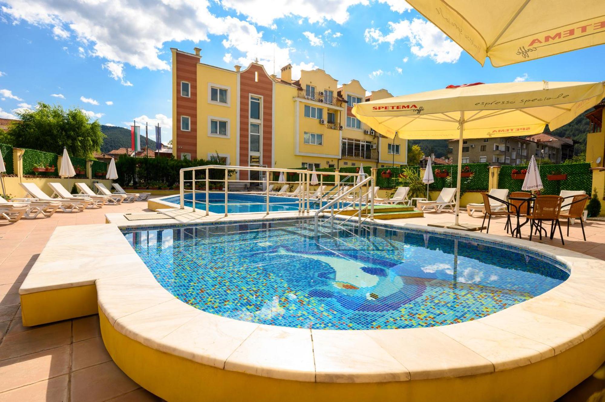 Spa Hotel Holiday Velingrado Exterior foto